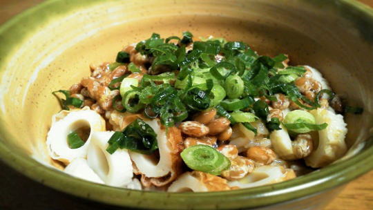 納豆ちくわ丼
