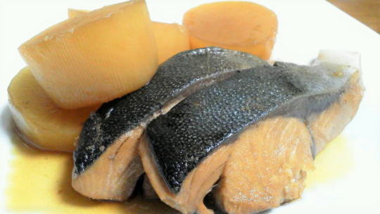 はまちと大根の煮つけ