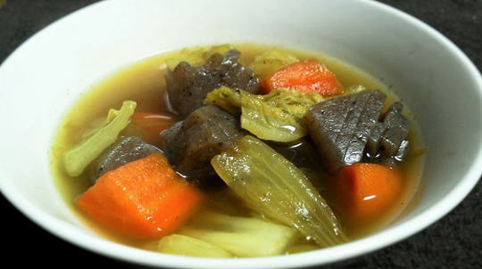 こんにゃくと白菜のカレースープ